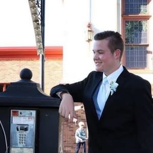 Meet your Posher, Samuel